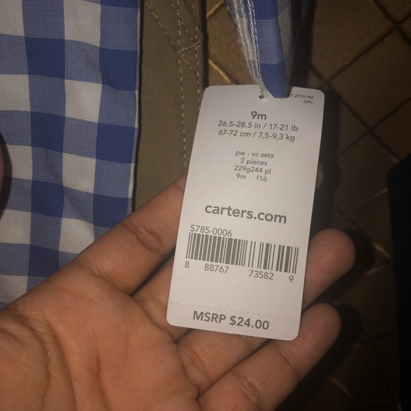 Carters 2 piece set - Picture 2 of 2